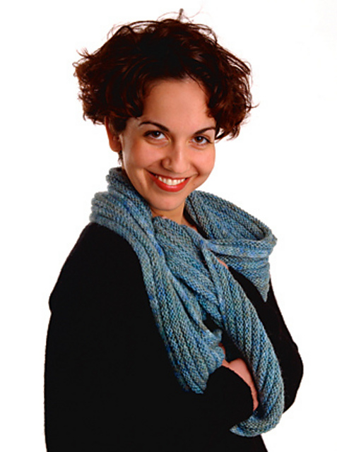 Purl Ridge Moebius Scarf