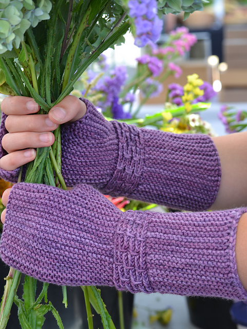 Purple Pulsera Mitts