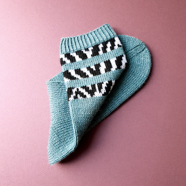 Wild Stripes Socks Zebra