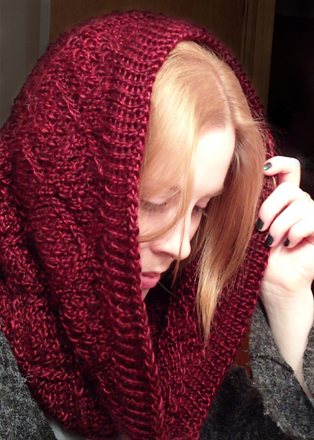 Lustre Lady Cowl