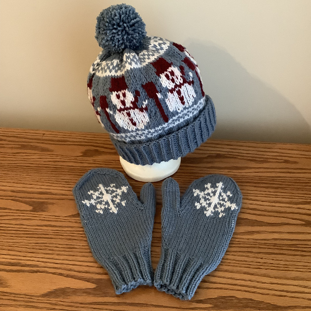 Wanna Build a Snowman Hat and Mittens