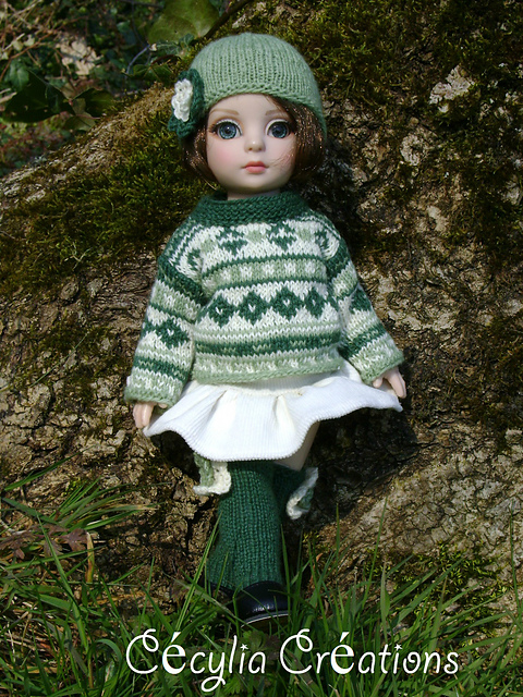 Novembre, sweater, long socks and hat for Patsy and Ann Estelle