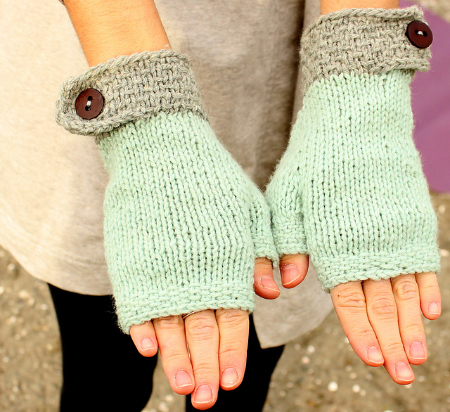 Minted Gloves