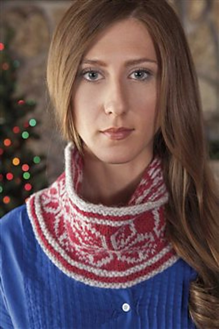 Snowflake Cowl