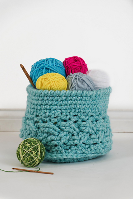 Chunky Cable Basket