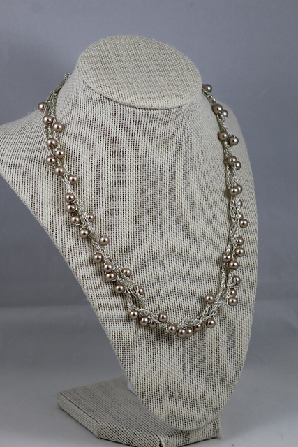 Tiramisu Pearls Necklace