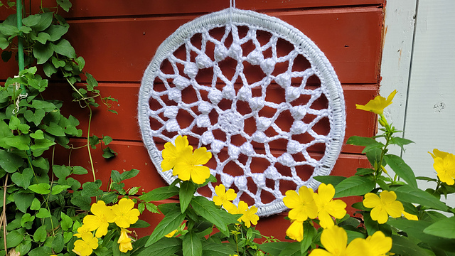 Chunky Outdoor Mandala