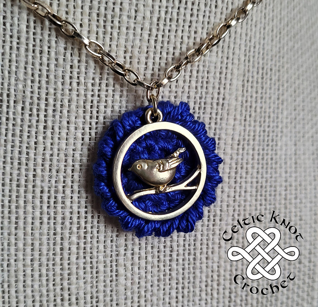 Easy DIY Pendant Necklace