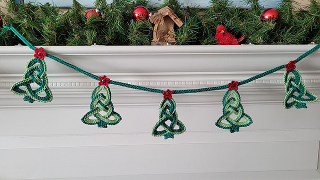 Celtic Christmas Garland