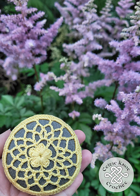 Crochet Flower Rock Cozy