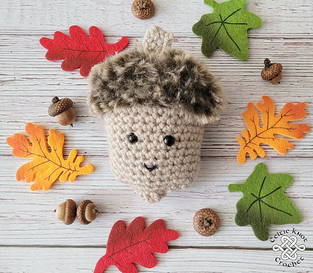 Acorn Softie