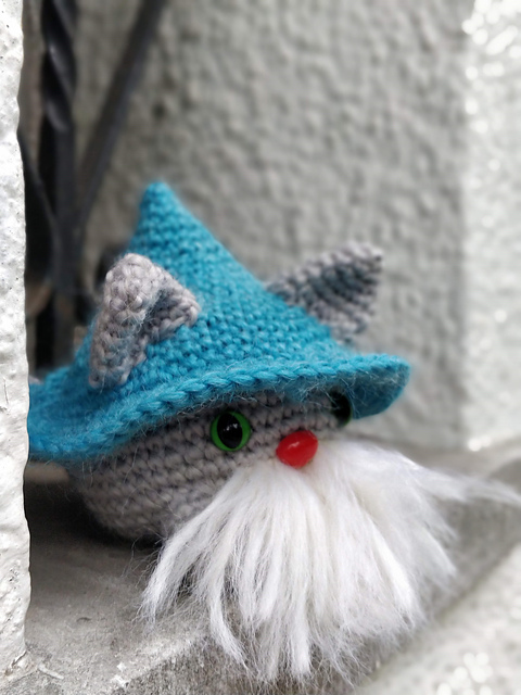 Wizard of Gnome Cats
