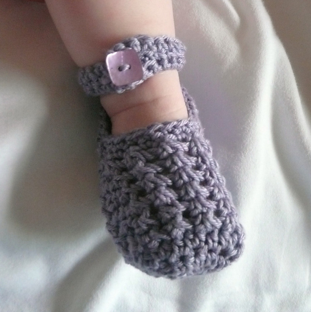 Lavender Lacy Baby Shoes