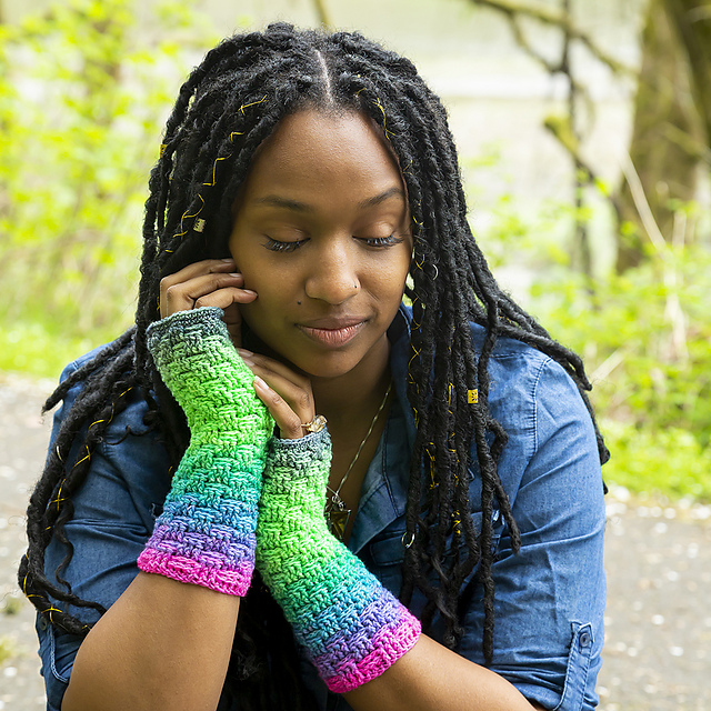 Stone Path Fingerless Gloves
