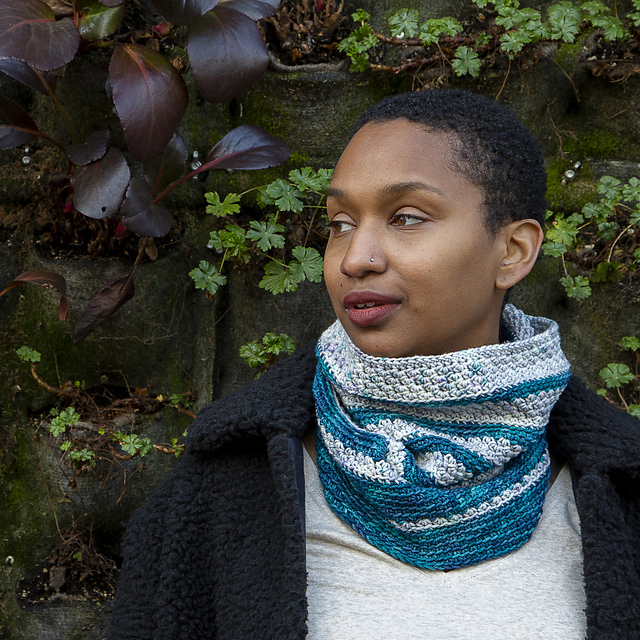 Skipping Stones Cowl