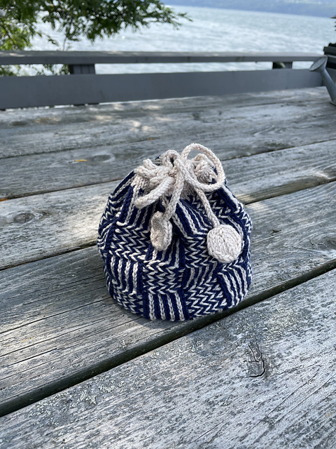 Checker Pouch / チェッカーポーチ