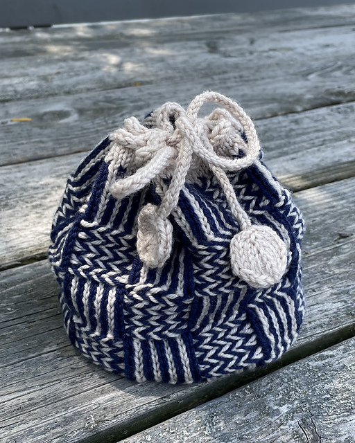 Checker Pouch (チェッカーポーチ)
