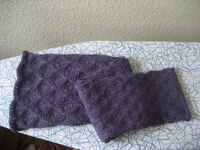 #09 Diamond-leaf lace scarf