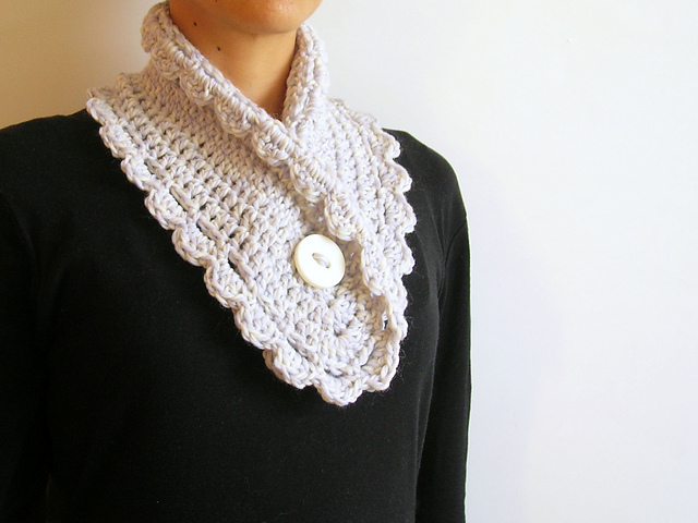 Short scarf