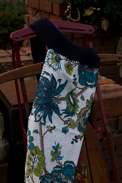 Wedgewood Apron