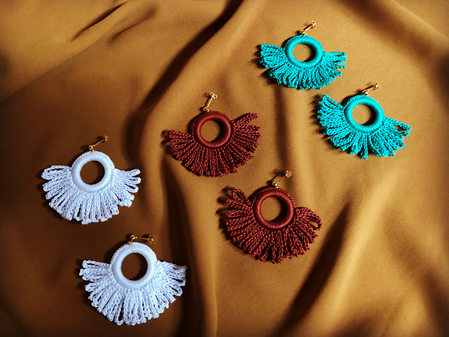 Luxy Earrings