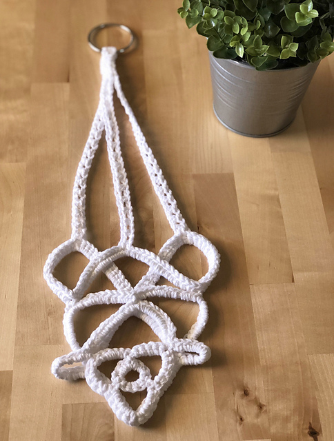 Simply Lovely Plant Hanger