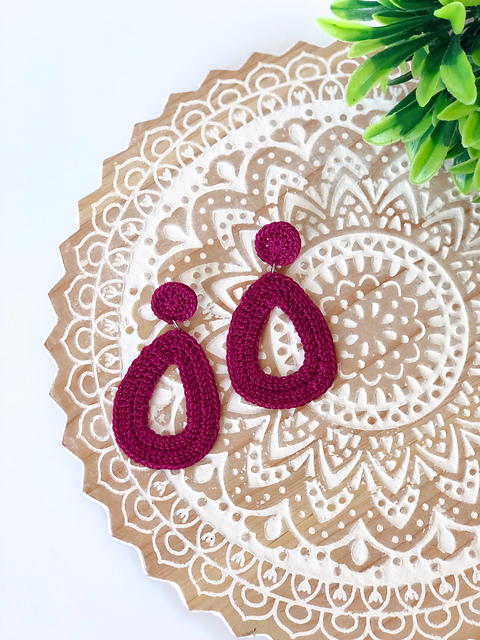 Priya Earrings
