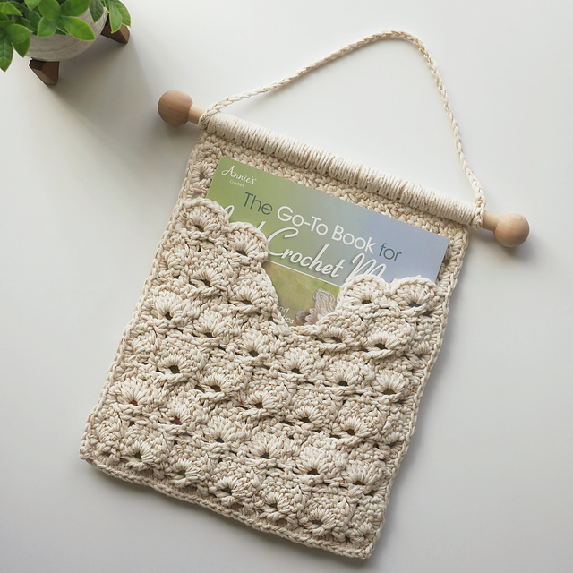 Seashell Magazine Holder
