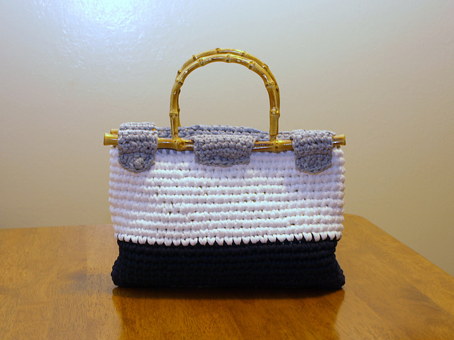 Upcycled T-Shirt handbag