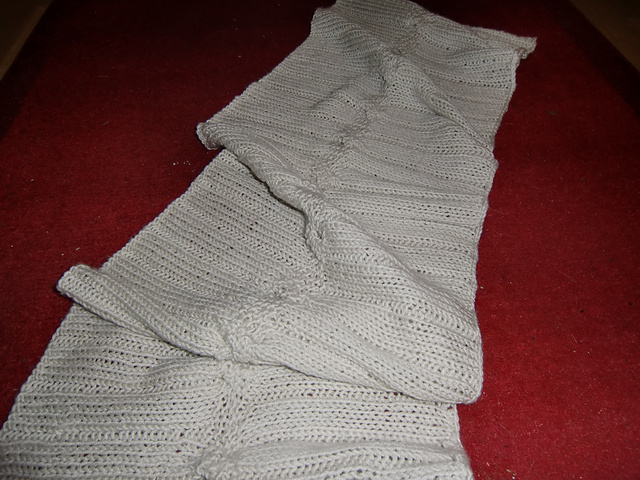 Lavish Rib Cable scarf