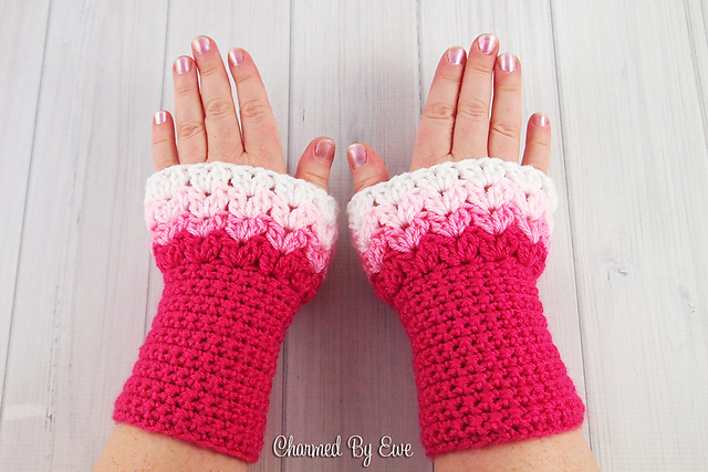 Sweetheart Wrist Warmers