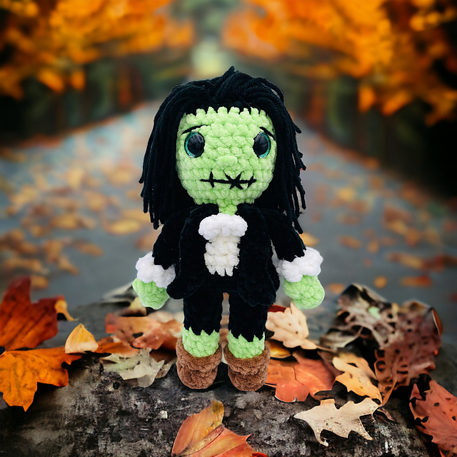 Mini Spooky Friend