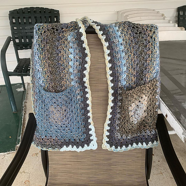 Agile Pocket Shawl