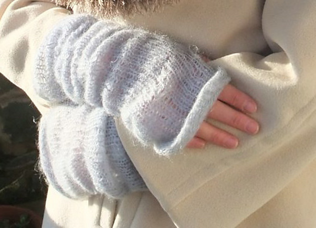Super soft slouchy sleevies