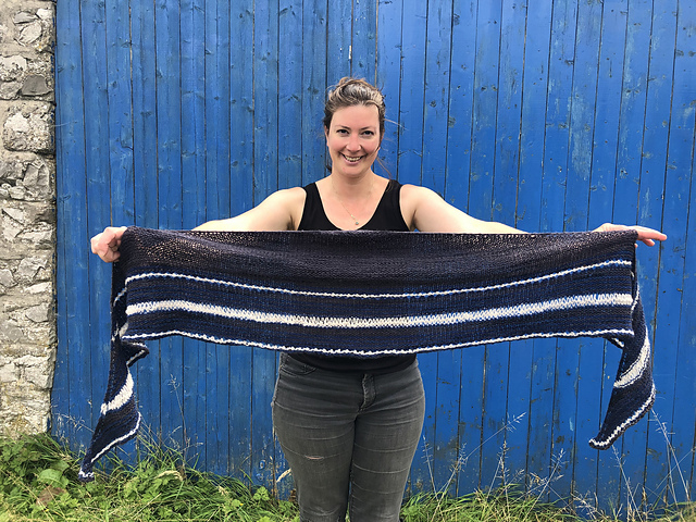 Cracks in the Rock Shawl