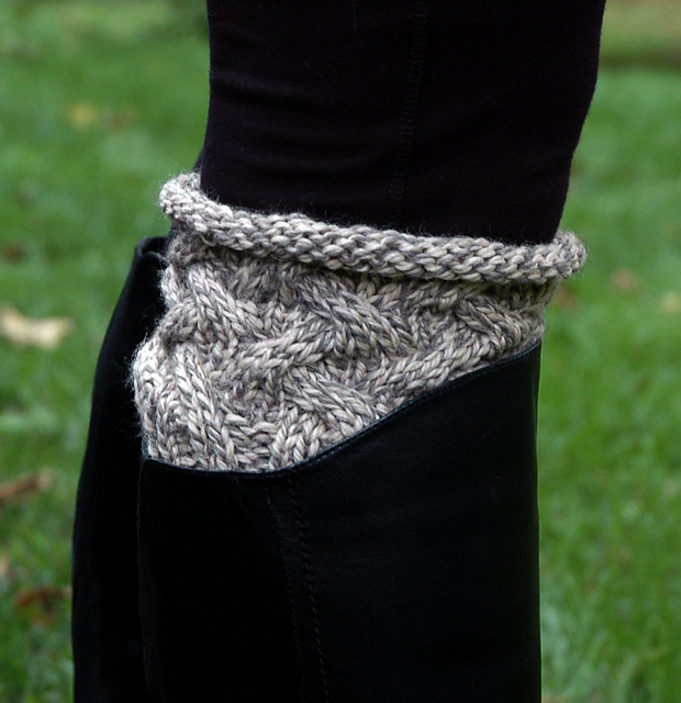 Cabled Boot Cuffs