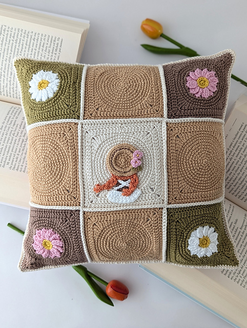 Annie Granny Pillow