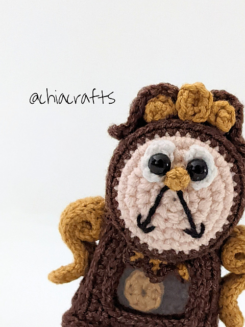Cogsworth Amigurumi