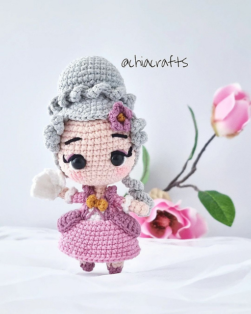 Marie Antoinette Amigurumi