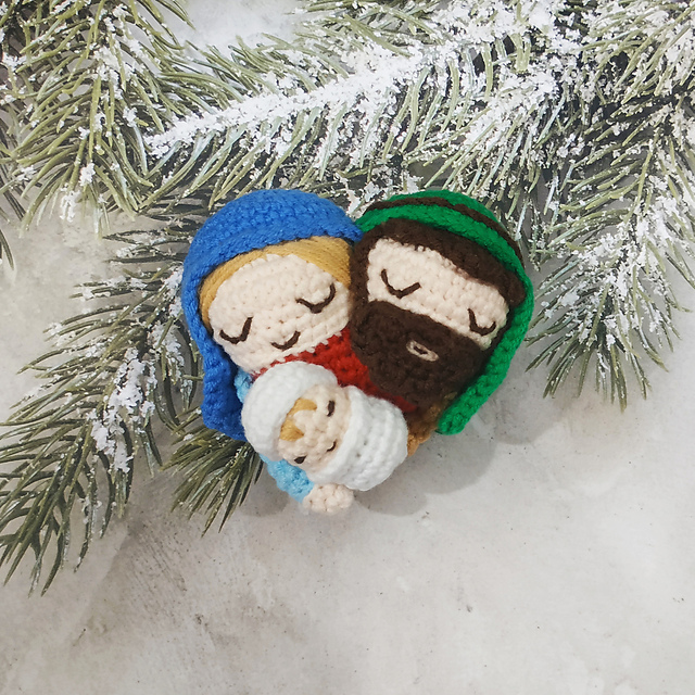 Nativity Heart