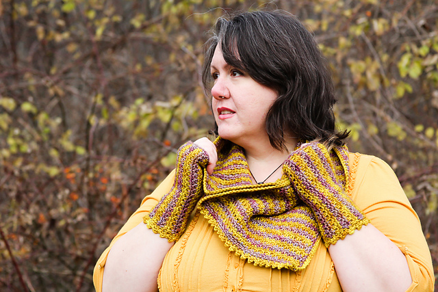 Leiden Cowl and Mitts
