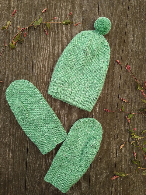 Hobnail Hat and Mittens