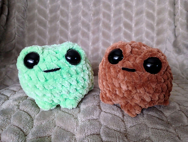 Amigurumi Frog and Toad