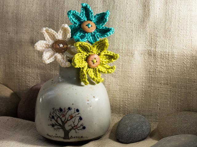 Crochet Lily Flower with seven petals
