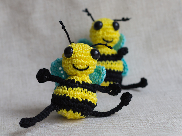 Small Amigurumi Bee