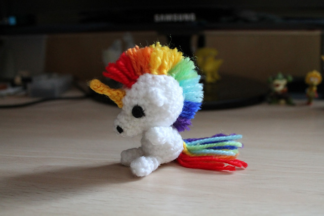 Rainbow love unicorn