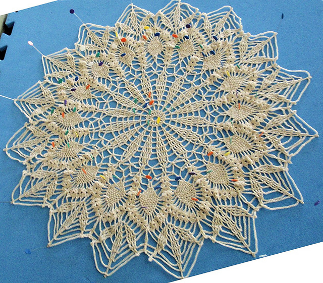 Easy Pineapple Doily