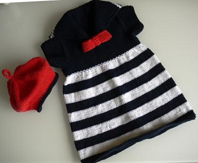 # 38 Baby-Kleidchen