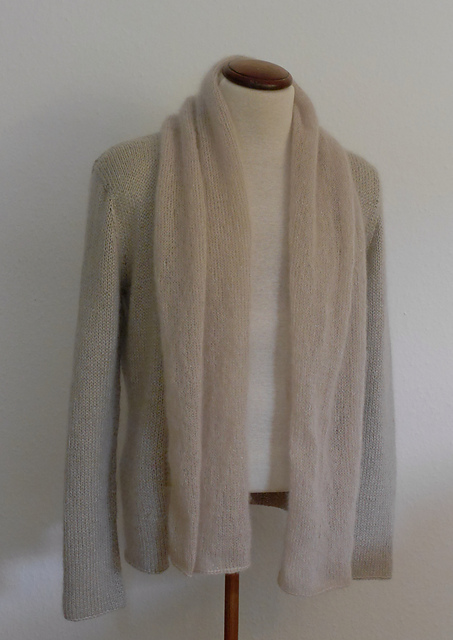 # 60 Strickjacke