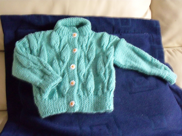 Leaf Panel Cardigan - Design 5